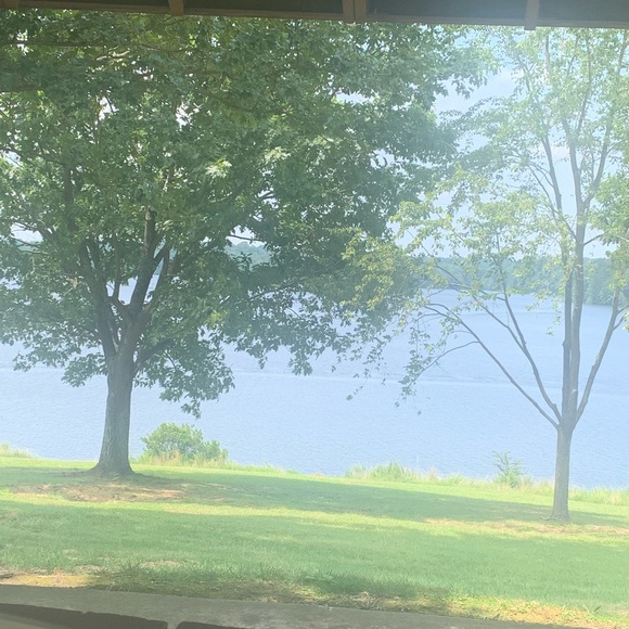 Meet your Posher, Theresa - Picture 3 of 3